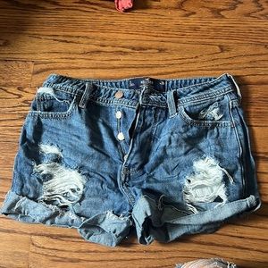 Hollis tee shorts size 3
